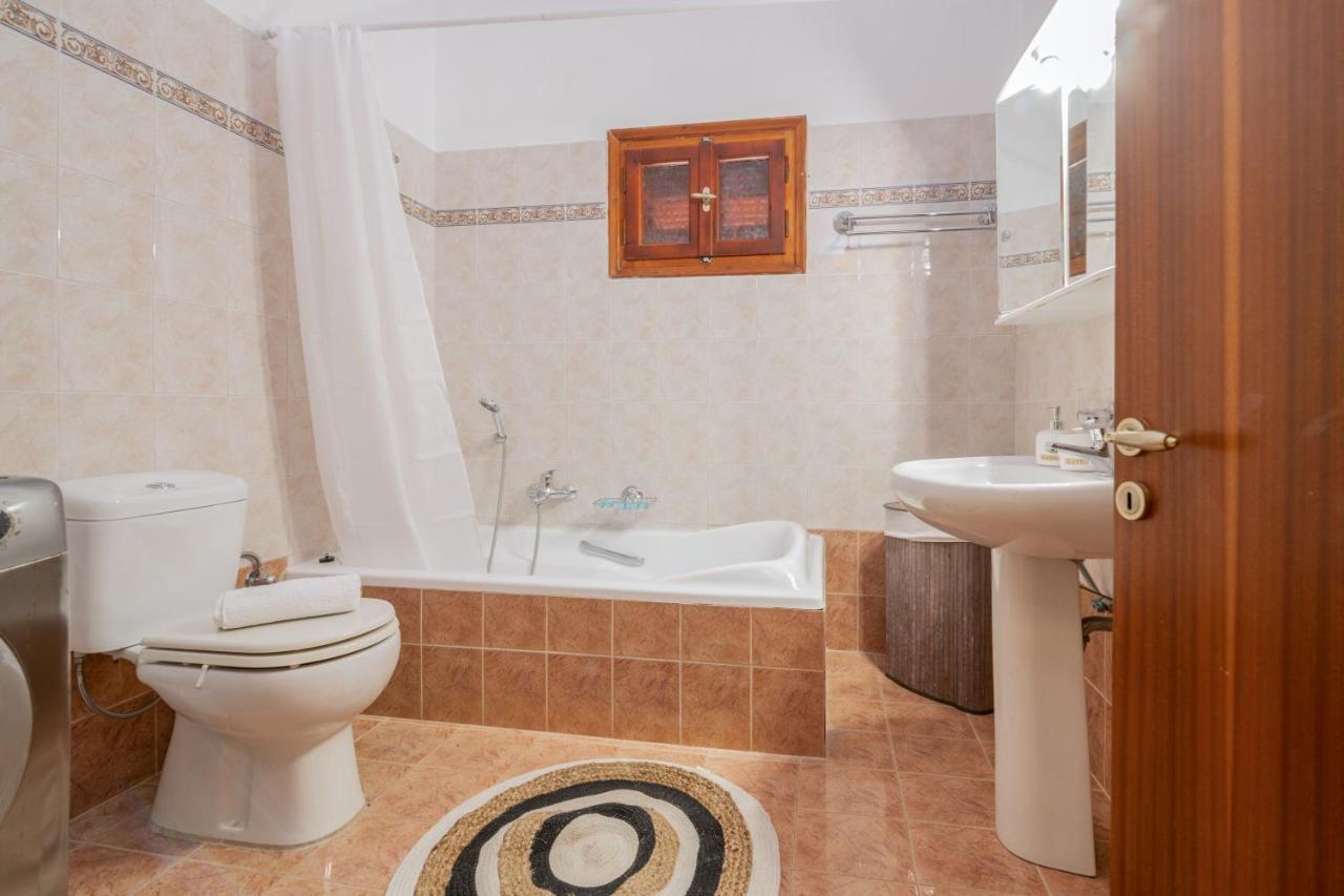 Sea Elegance Villa - On The Beach, By Zantewize Psarou  Extérieur photo