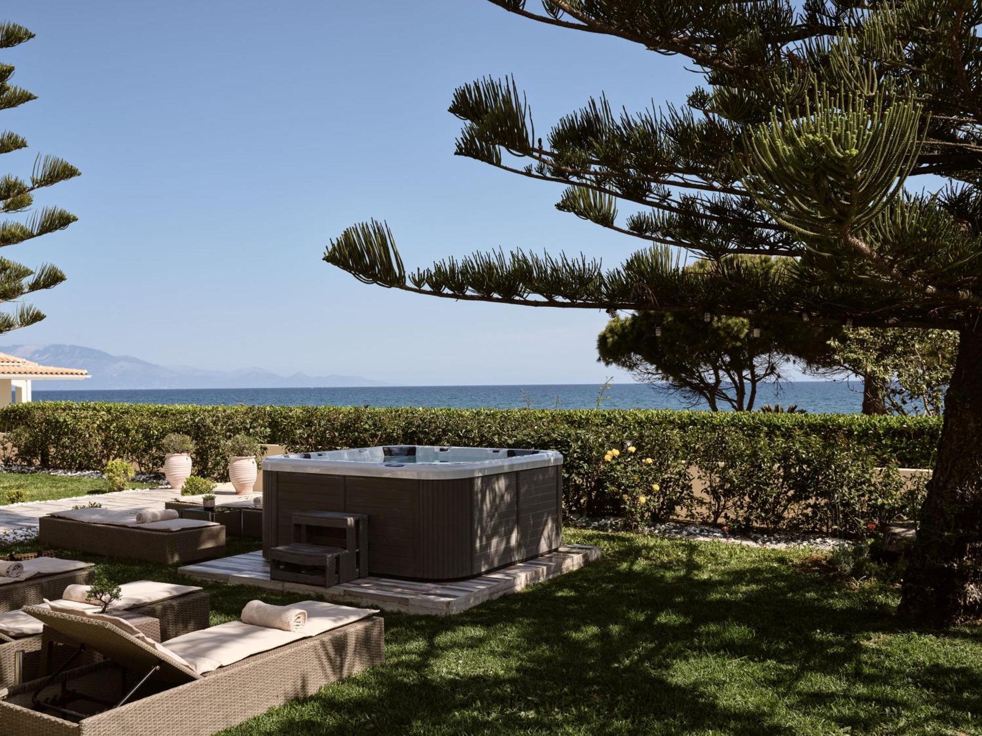 Sea Elegance Villa - On The Beach, By Zantewize Psarou  Extérieur photo